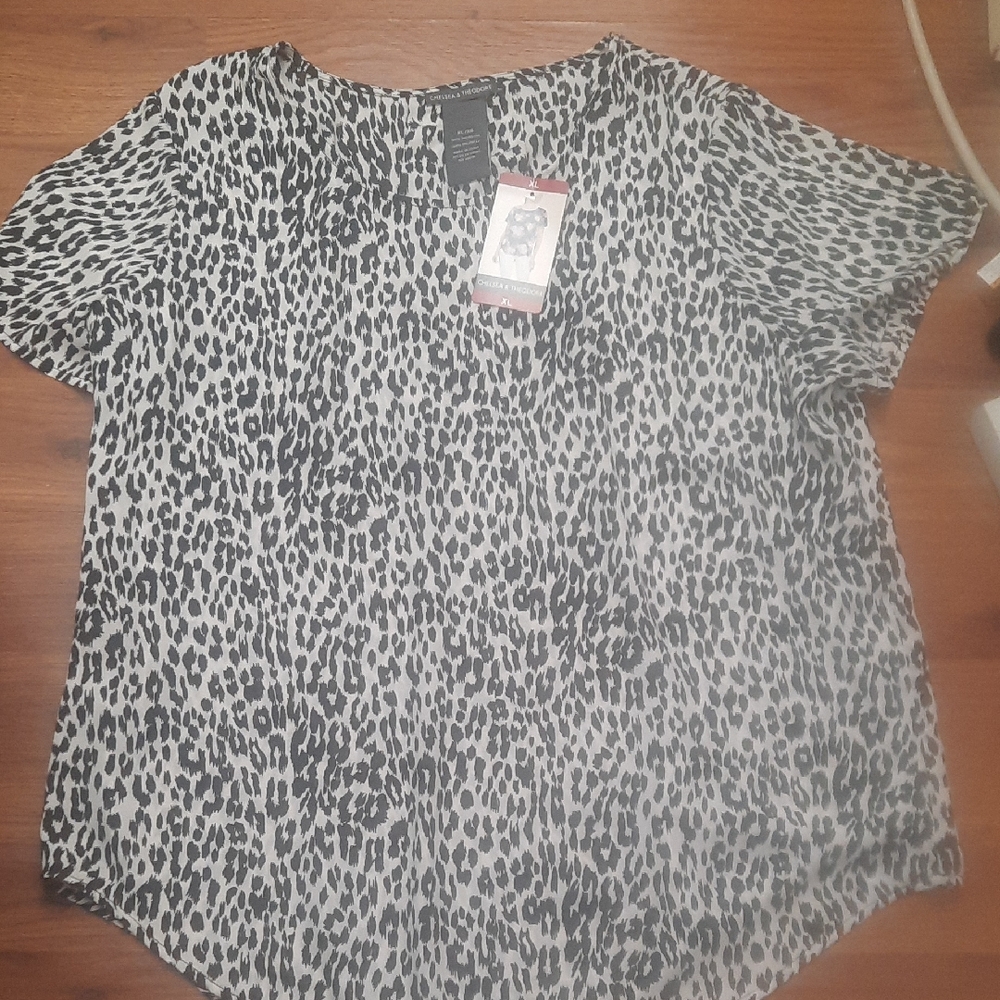 Chelsea & Theodore Black and White Animal Print Blouse